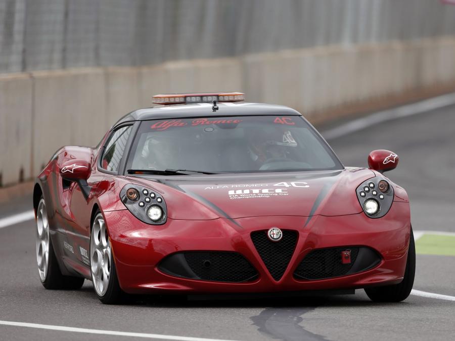  Alfa Romeo 4C WTCC Safety Car (960) 2014 года  (фото 7 из 12)